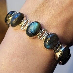 Elegant Labradorite Bracelet